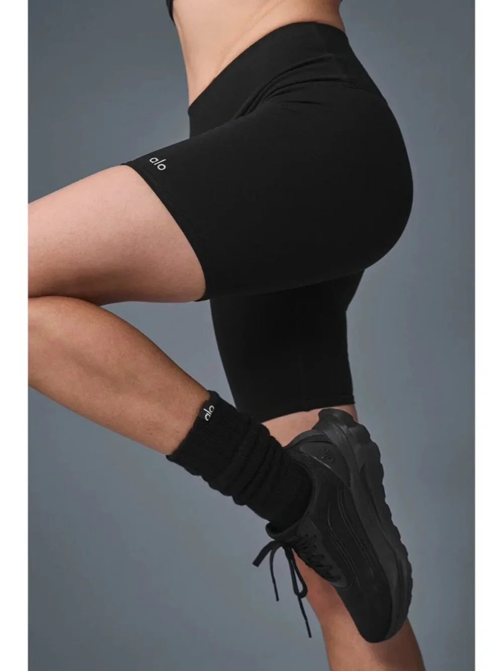 Alo Yoga High Waist Biker Shorts in Black Medium New Womens Leggings
